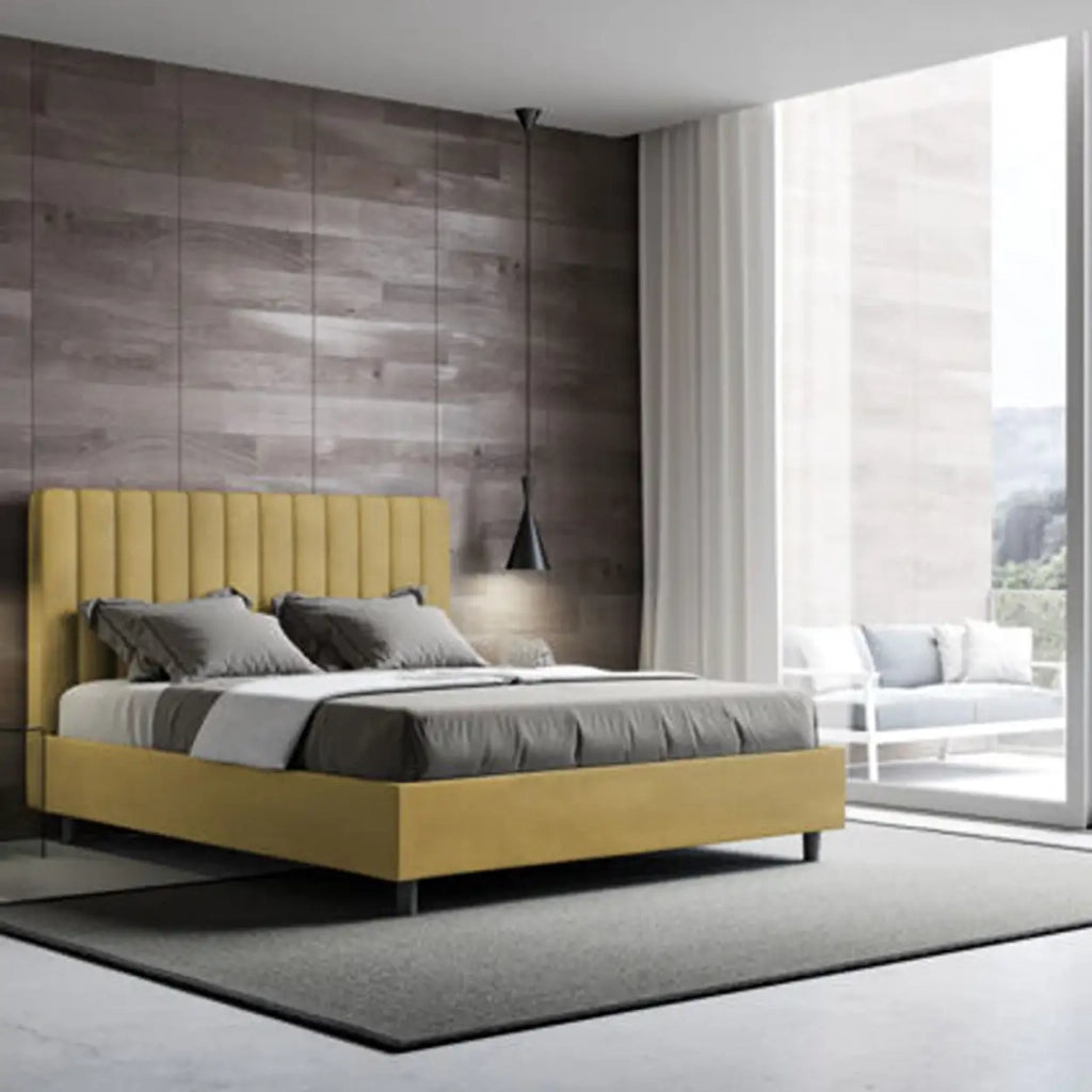 Letto matrimoniale francese con rete imbottito 140x190 microfibra ocra Agueda