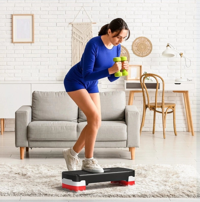 Step aerobica ULEVR regolabile in altezza 68x29x15 cm, pedana antiscivolo fino a 150 kg, nero e grigio