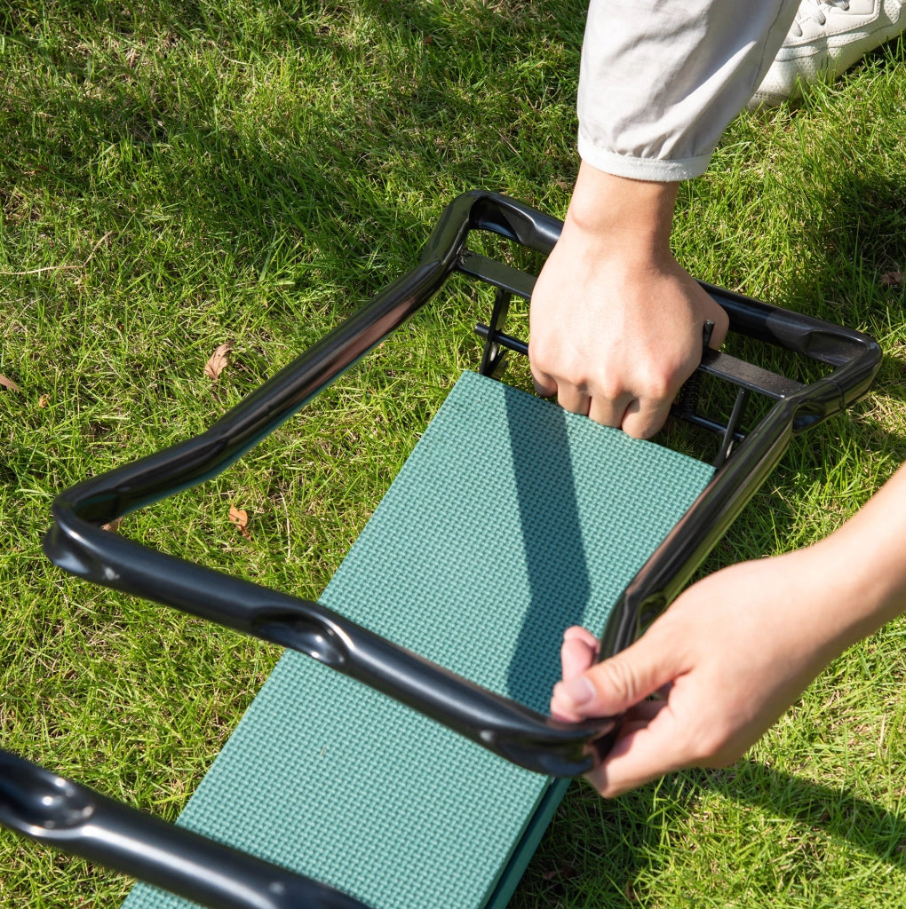 Panca pieghevole da giardino in acciaio con imbottitura in schiuma EVA, 58x28x49 cm, portata 150 kg, colore verde scuro