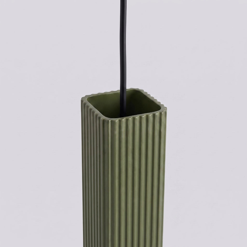Lampada a sospensione RAYO 1 verde oliva