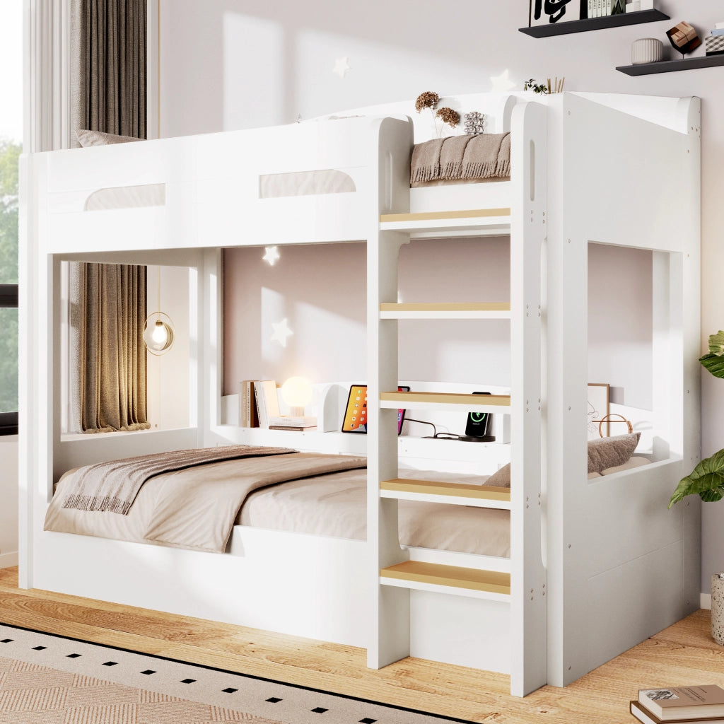 Letto a castello due posti 90 × 200 cm con presa USB e ripiani laterali in legno e MDF
