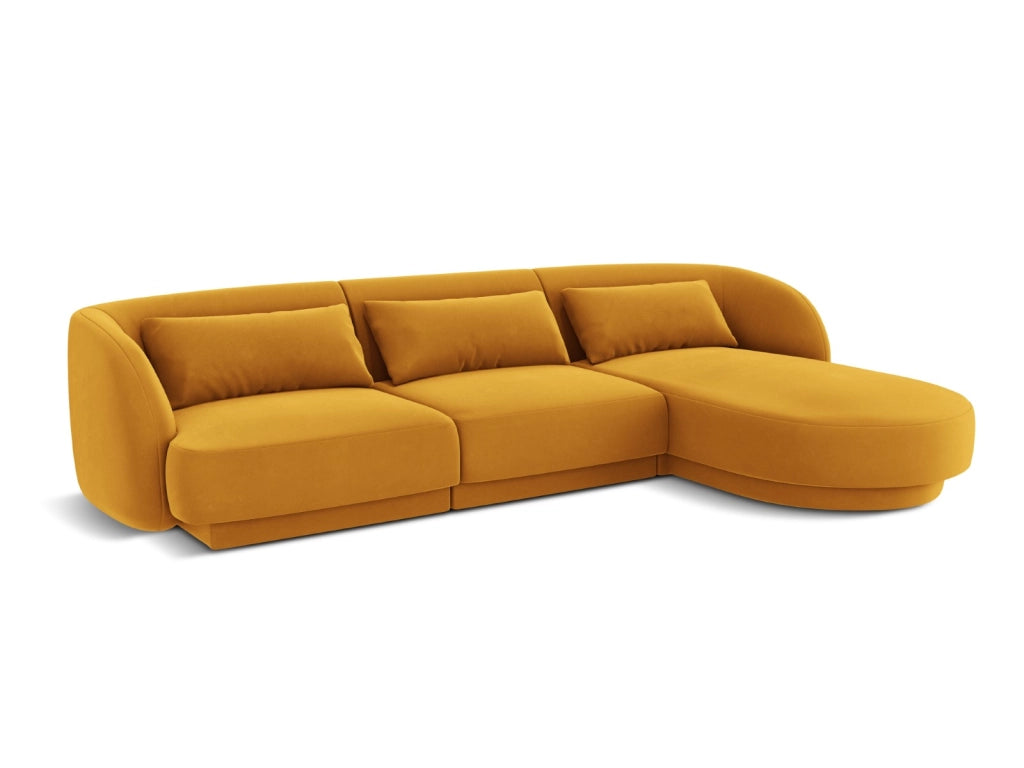 Cosmopolitan Design - Divano angolare destro "Tulum" 4 posti in velluto giallo 