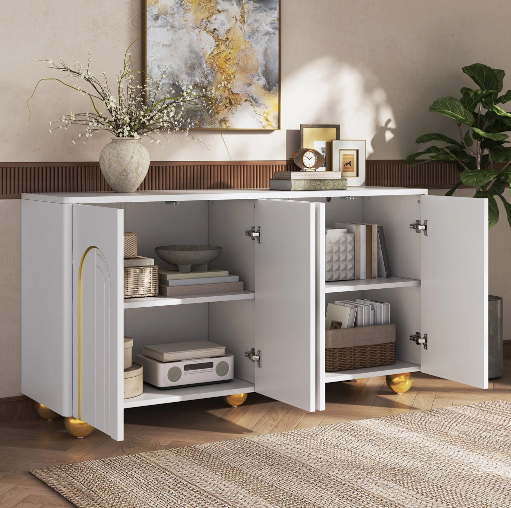 Credenza ULEVR 140x40x74 cm con 4 ante, ripiani interni e decoro ad arco dorato, bianca