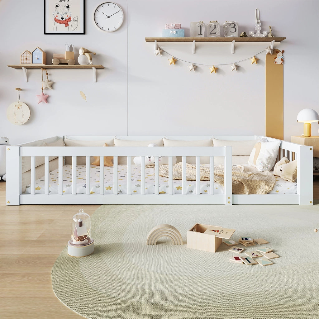 Letto a piattaforma 90 × 200 cm con sponde laterali continue e cuscini fissabili in legno e MDF bianco