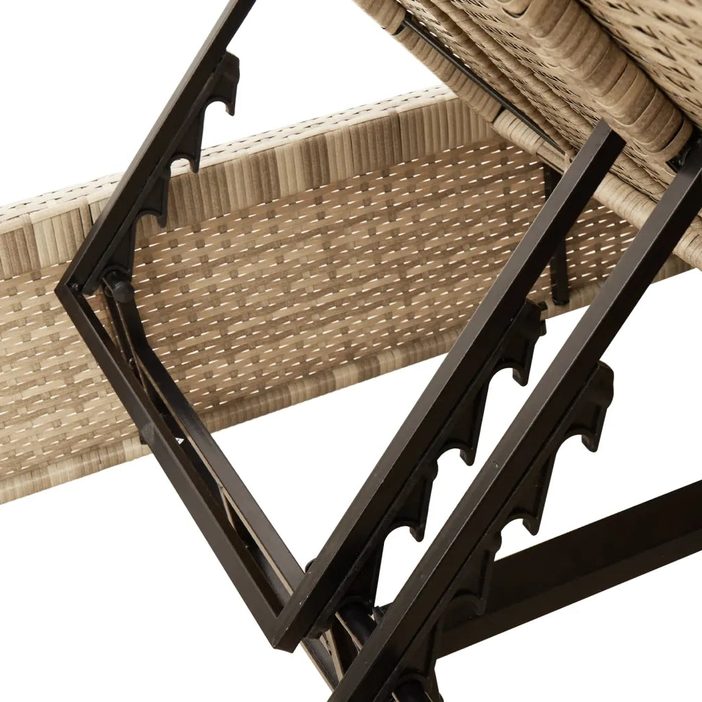 Lettino Prendisole con Cuscini Beige in Polyrattan 368183