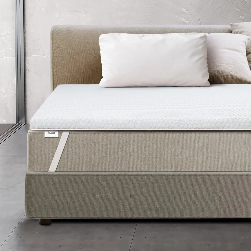 Topper Memory Foam 180 x 190 | Correttore Materasso 6 cm | Coprimaterasso con Rivestimento Sfoderabile Antibatterico e Antimicotico