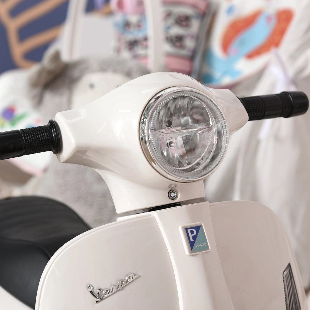 Piaggio Mini Vespa GTS Elettrica 6V per Bambini Bianca