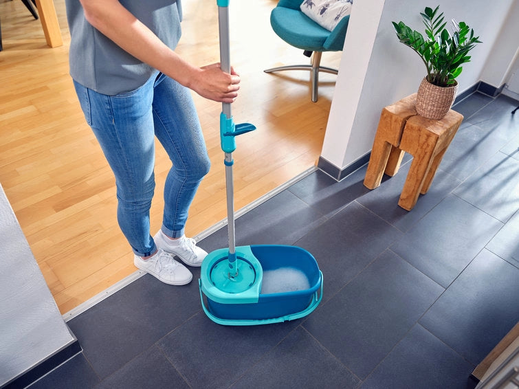 Leifheit Set Clean Twist Disco Mop Ergo Mocio Pavimenti Secchio Lavapavimenti