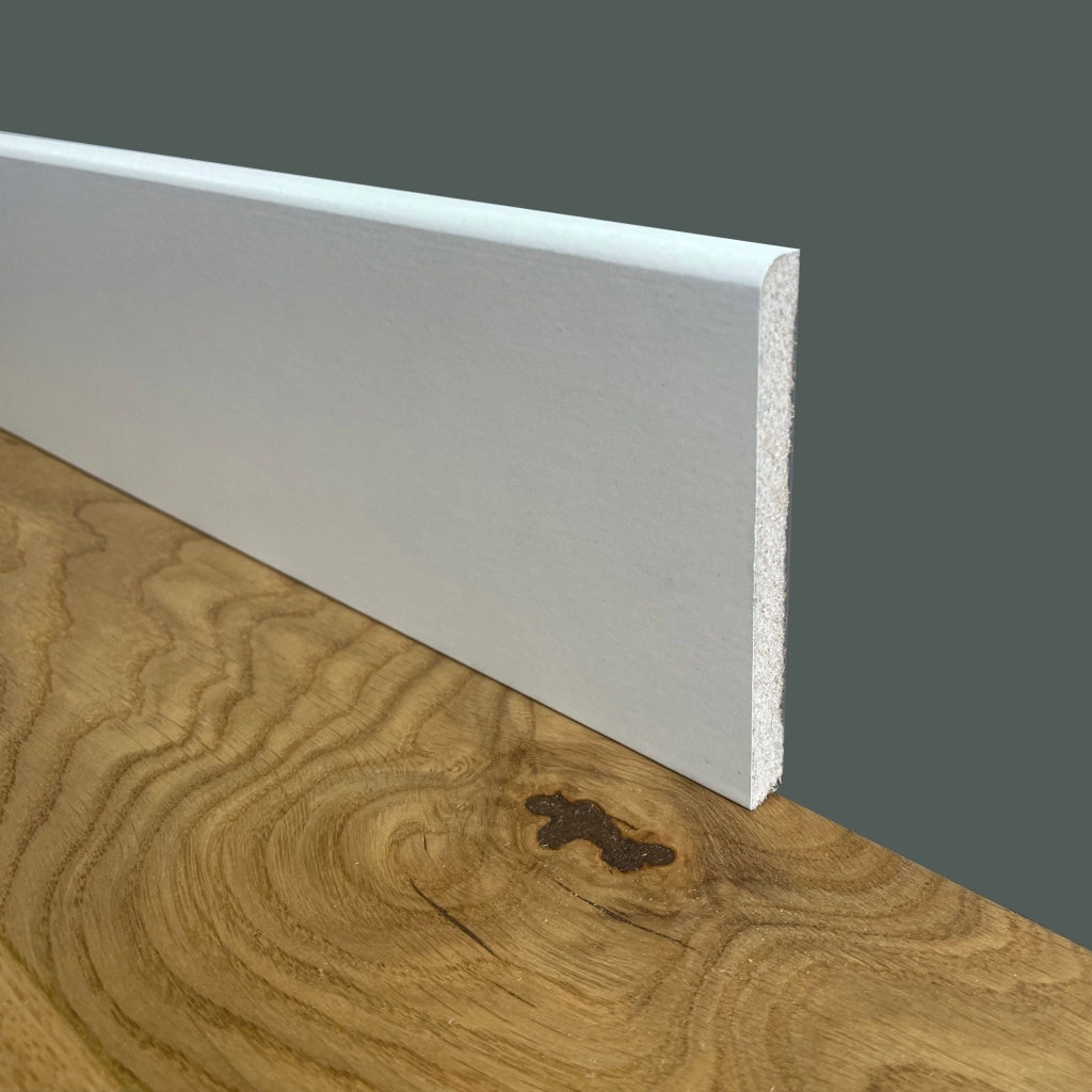 bancale da 96 metri lineari di BATTISCOPA ZOCCOLINO BC 100x10mm in FIBRA DI LEGNO COMPATTA BIANCO