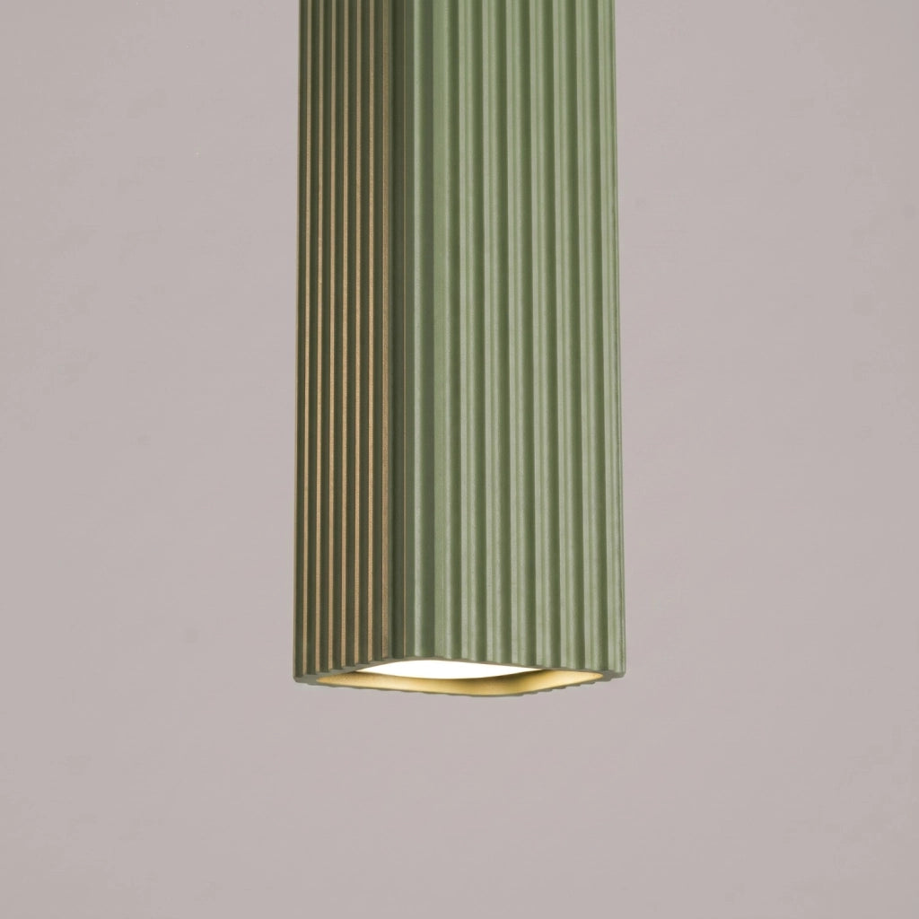 Lampada a sospensione RAYO 3L verde oliva