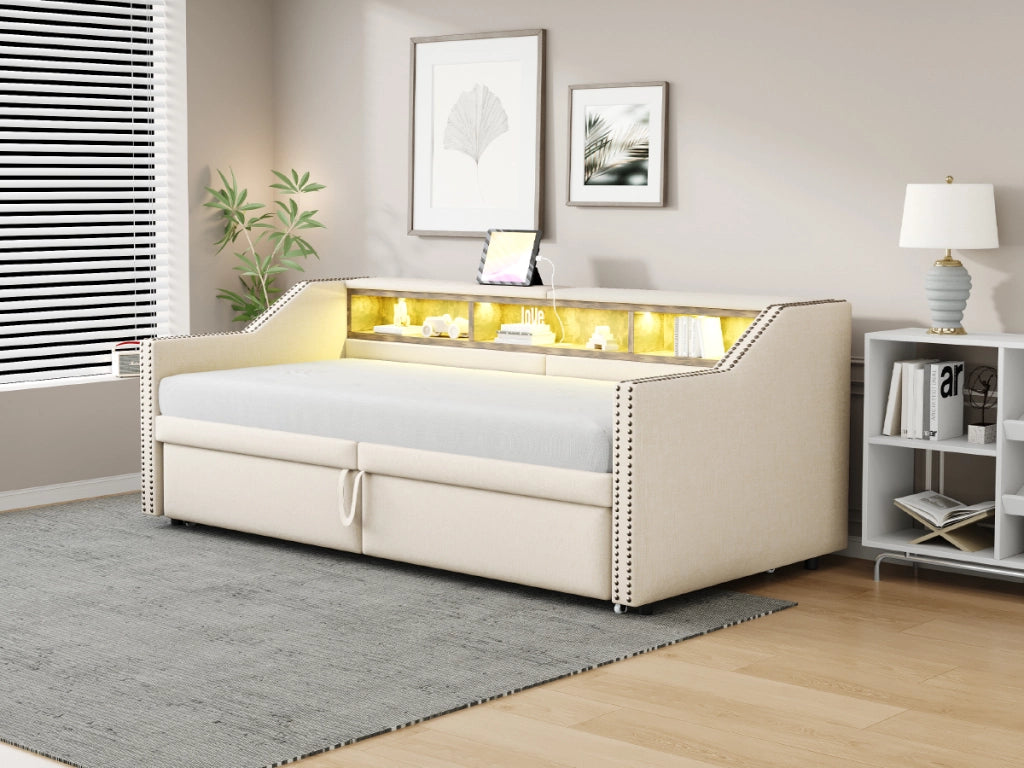 Divano letto imbottito estraibile con rete a doghe e due materassi a molle beige con LED e USB