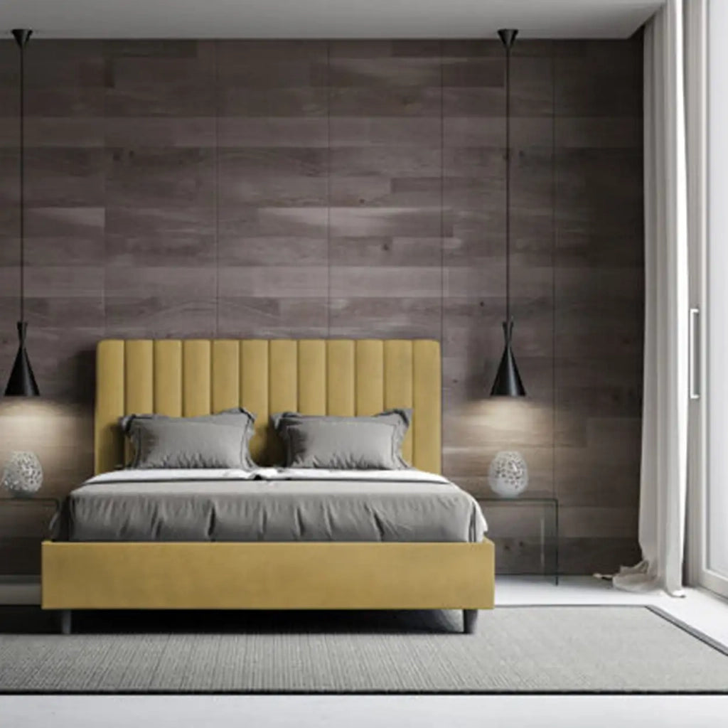 Letto matrimoniale francese con rete imbottito 140x190 microfibra ocra Agueda
