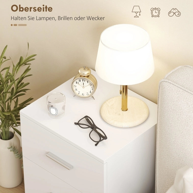 Comodino bianco 40x35x60 cm con 3 cassetti e maniglie argentate in MDF