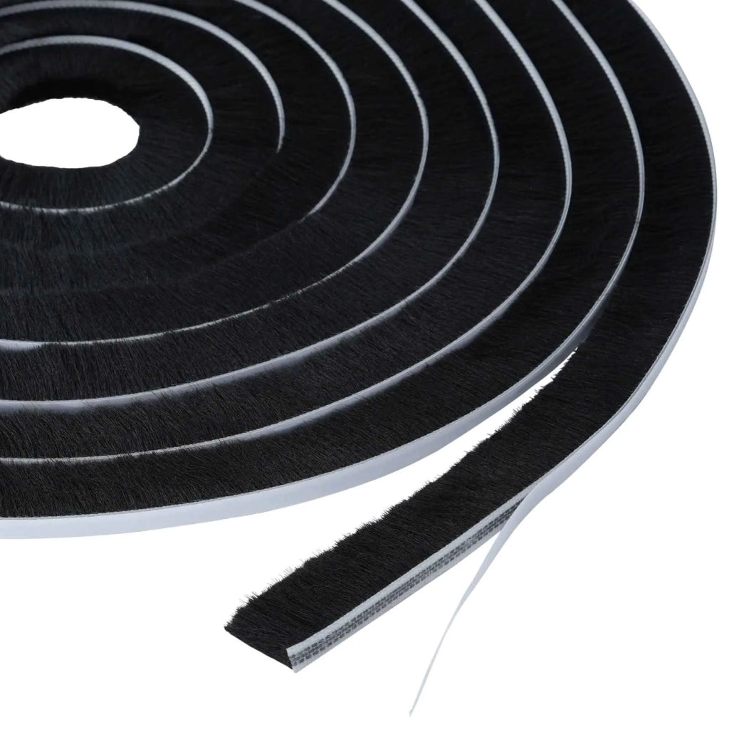 Guarnizione a spazzola autoadesiva 5 m PP Nero 42045096