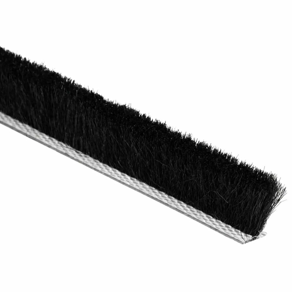 Guarnizione a spazzola autoadesiva 10 m PP Nero 42045128