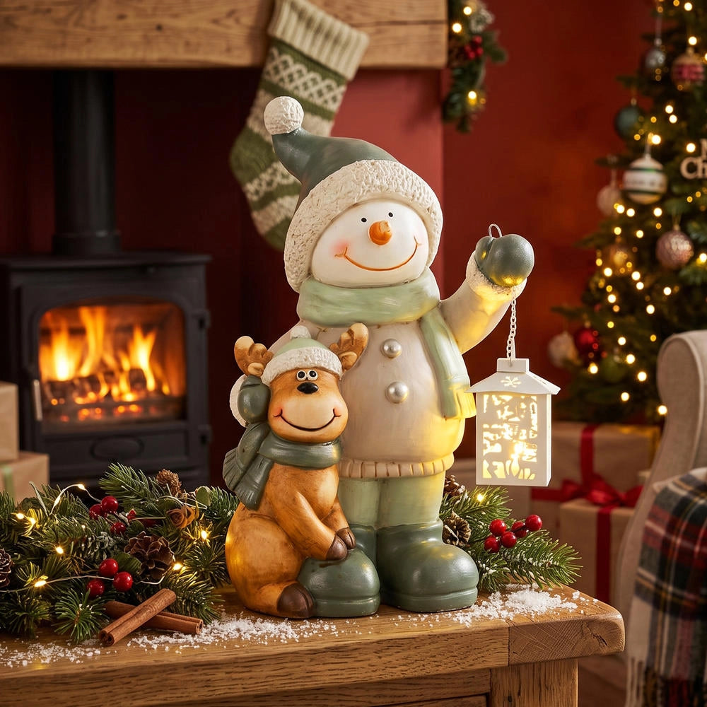Statua Pupazzo di Neve 43 cm in MGO con Lanterna LED 2800K e Timer per Ingresso e Veranda