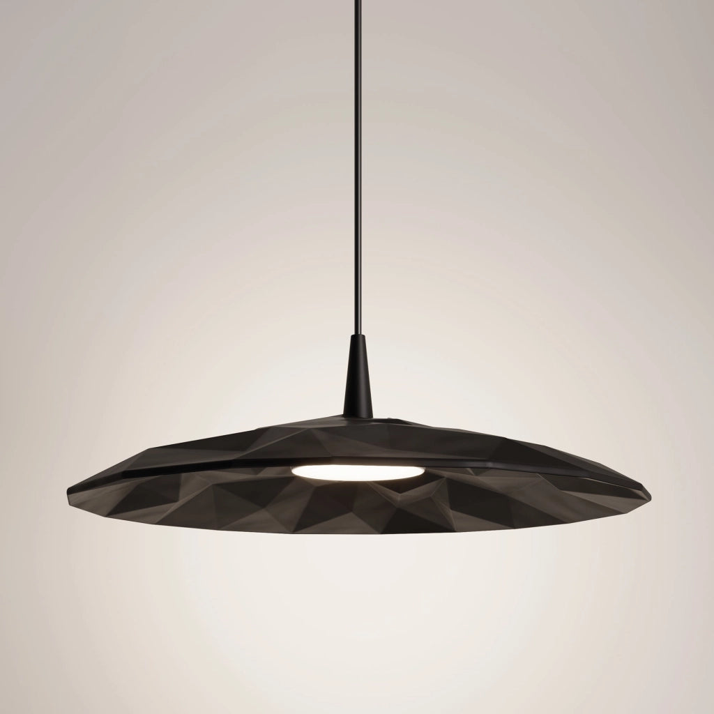 Angled Lampada a sospensione a LED, design moderno con diffusore in ceramica artigianale, finitura nera, 8W, 3000K, diametro 40cm, modello Baby