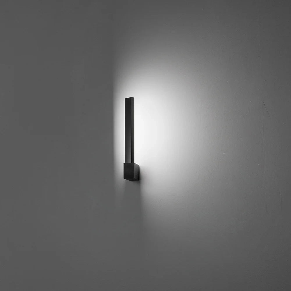Applique Moderna Elle Alluminio Nero Acrilico Led 14W Cct 3000/4000/6000K