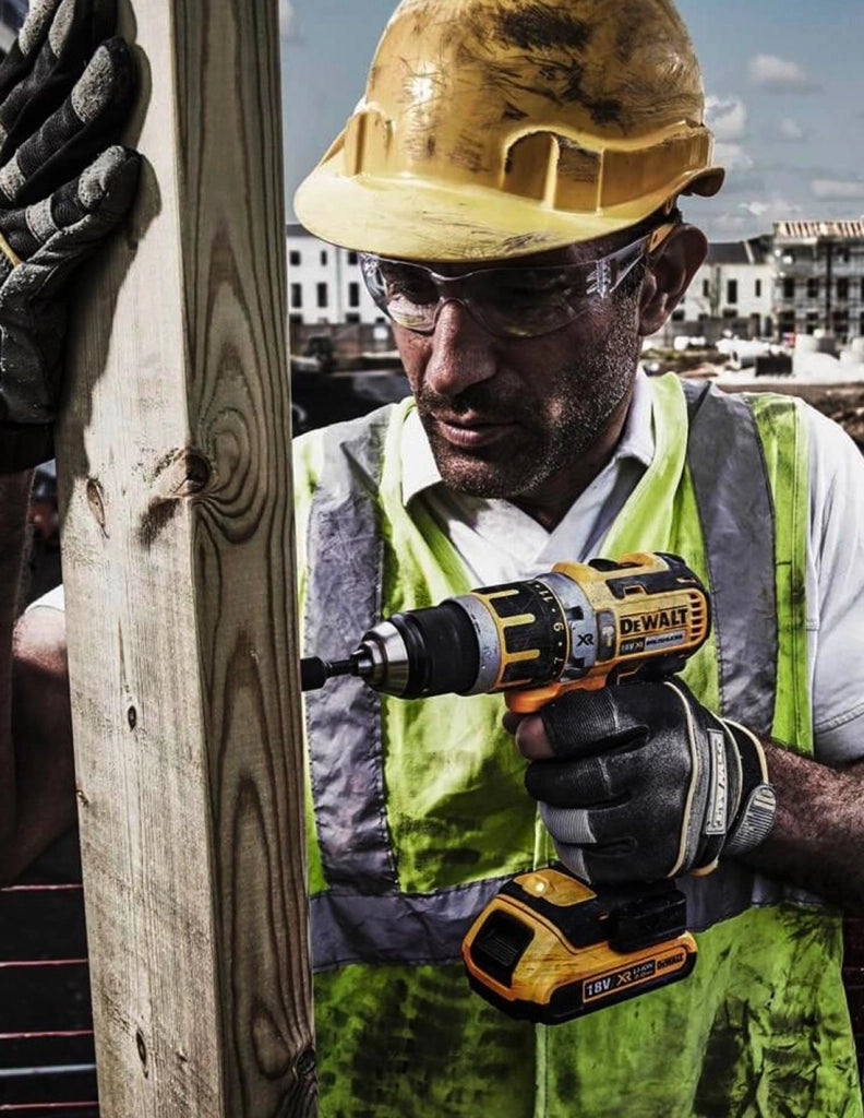 DeWALT Kit DCK699M3T (DCD795 + DCS391 + DCS331 + DCF887 + DCH253 + DCL040 + 3 x 4,0 Ah + DCB115 + 2 x TSTAK VI)