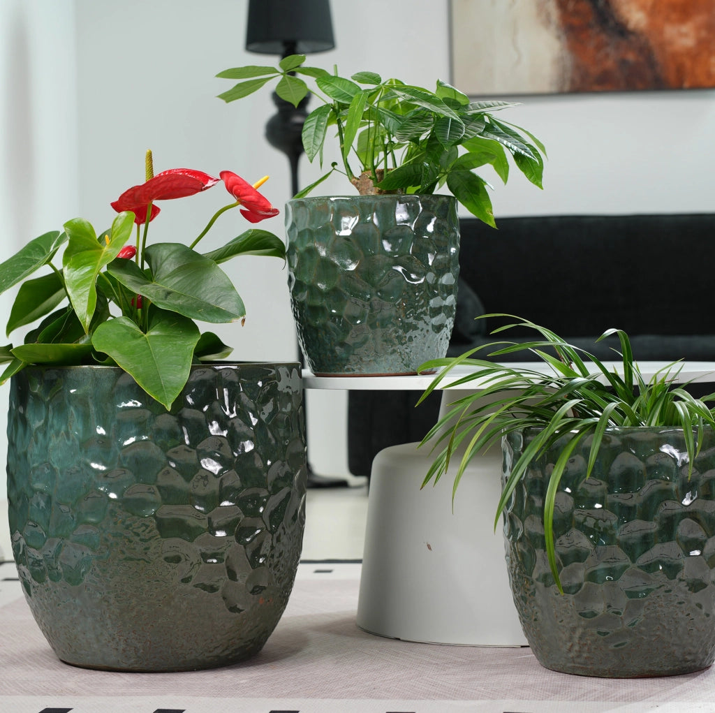 Vaso per piante ULEVR ? 38 cm in ceramica verde scuro lucido con foro di drenaggio e rilievo martellato