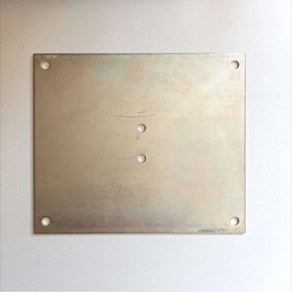 Piastra zincata 270x230mm per fissaggi a pavimento e muro