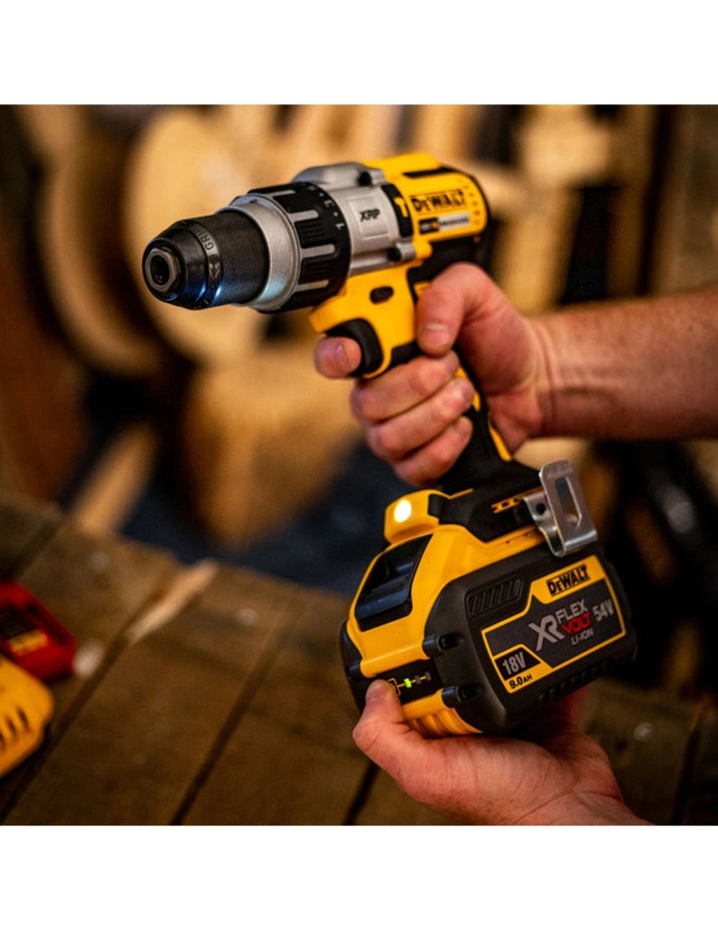 DeWALT Kit DWK701T (DCD996 + DCH273 + DCG405 + DCF887 + DCS334 + DCS570 + DCP580 + 3 x 5,0 Ah + DCB115 + 4 x TSTAK VI)
