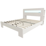 Letto 140x200 cm bianco con testiera a vani; LED e prese integrate