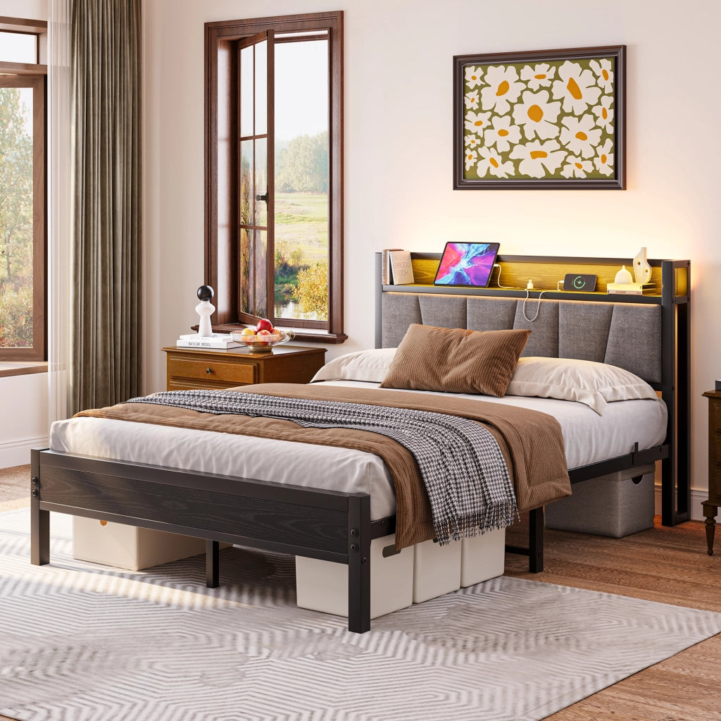 Letto matrimoniale 140x190 cm con LED, USB e testiera contenitore