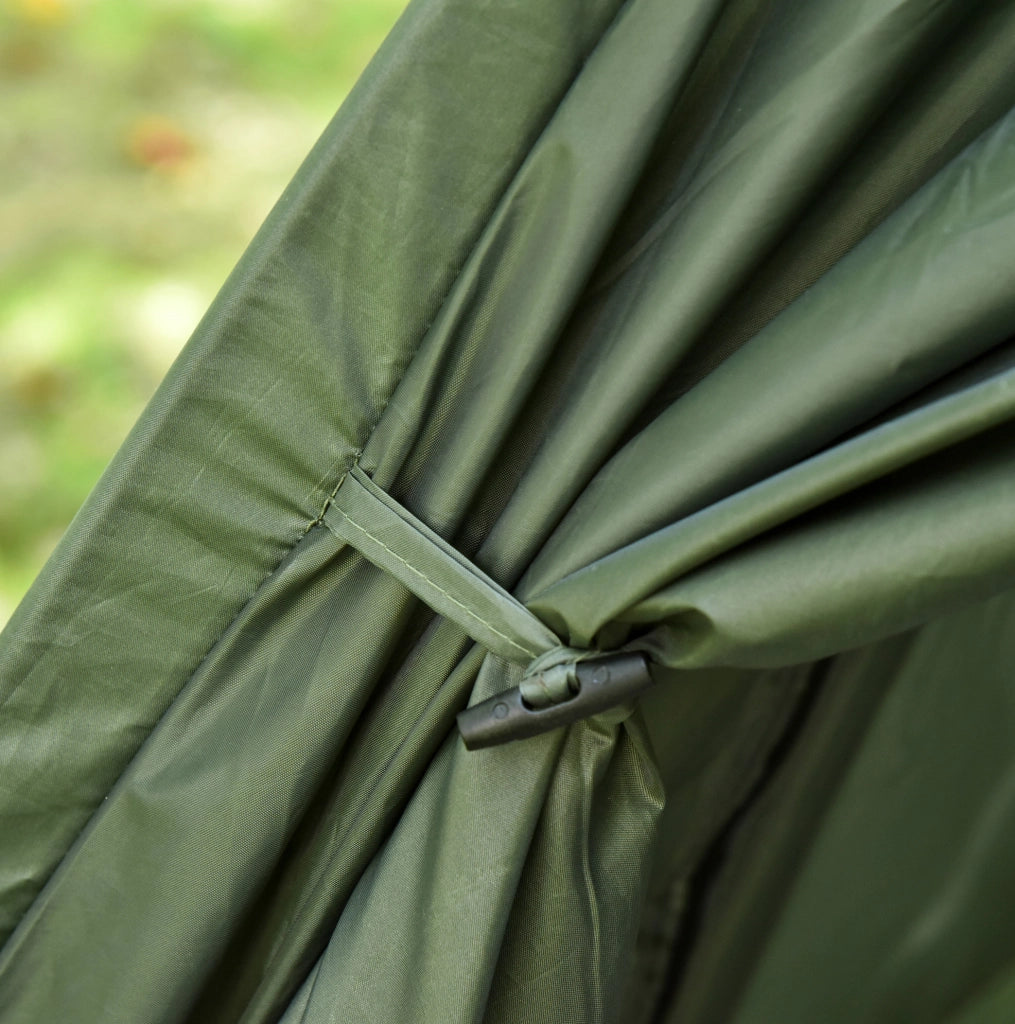 Set da campeggio sopraelevato per 2 persone con tenda, materasso e pompa verde