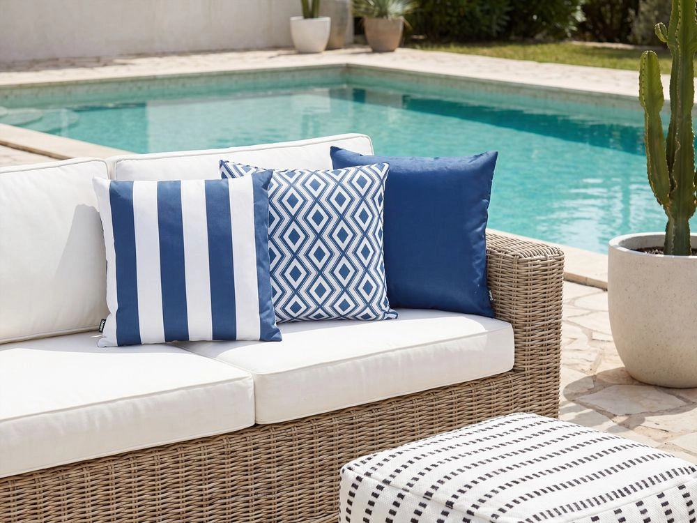 Set di 3 cuscini da esterno bianchi e blu navy in poliestere per giardino