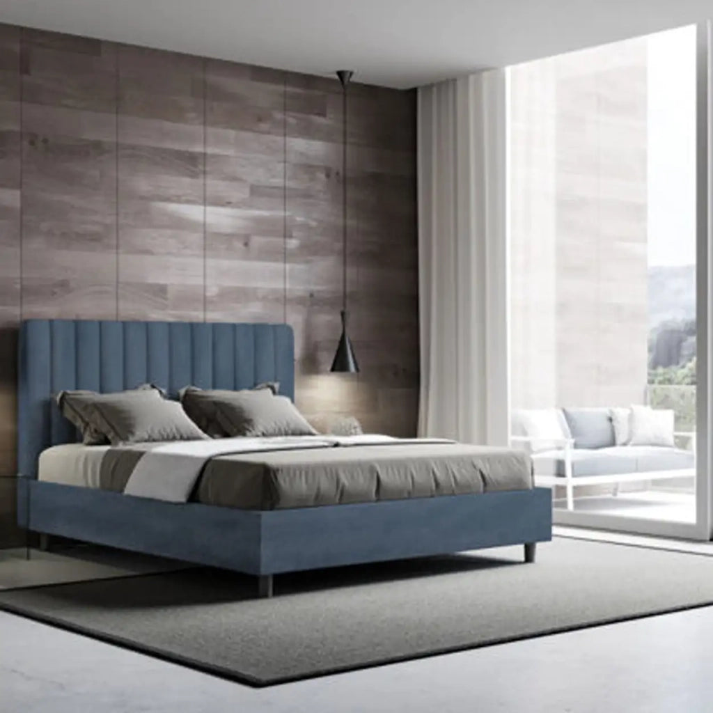 Letto matrimoniale francese senza rete imbottito 140x210 microfibra blu Agueda
