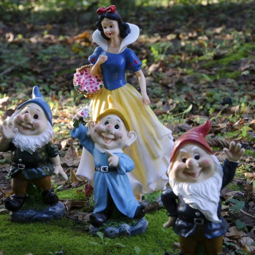 Nano da Giardino in poliresina Altezza 44 cm Statuetta Gnomo per esterno BIANCANEVE