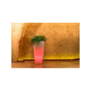 Vaso luminoso modernon di design Ø33 H70 in polimero resistente con LED rosso per interno ed esterno - Made in Italy - Monacis