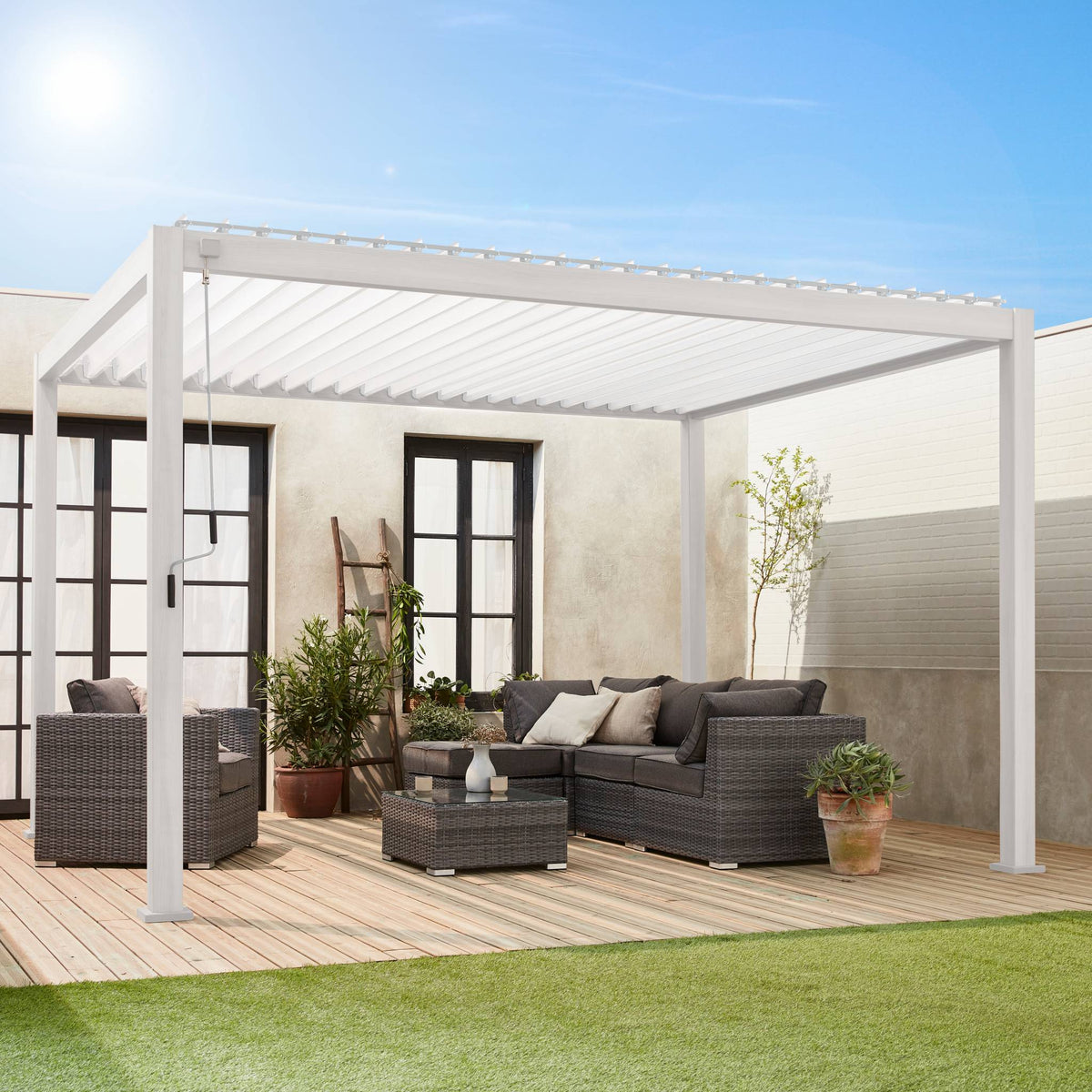 Pergola bioclimatica 3x4m in alluminio a lamelle orientabili, bianco
